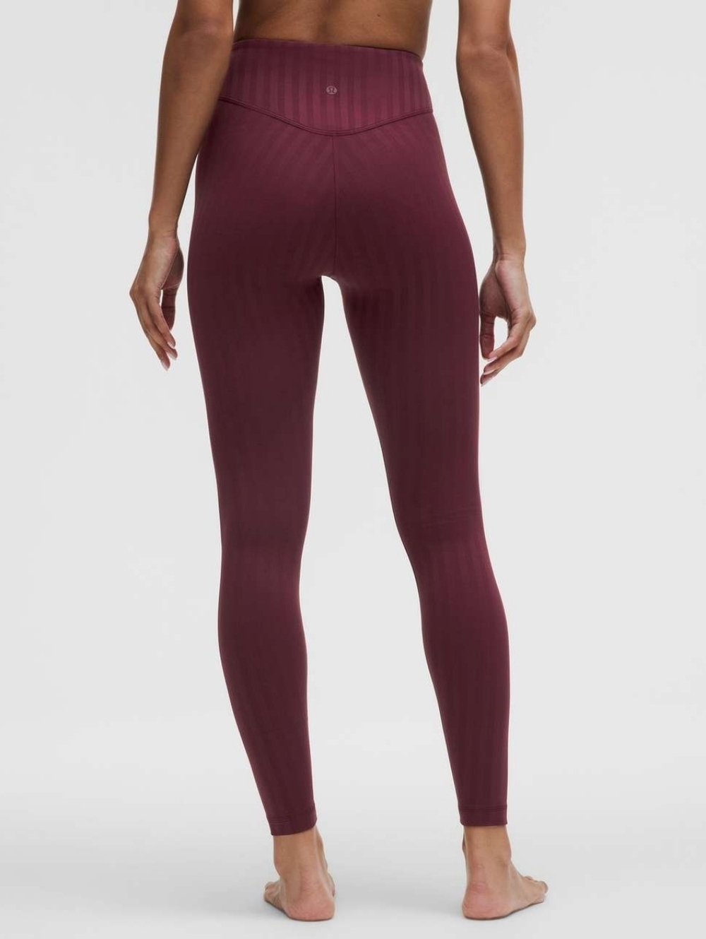Lululemon Wunder Under High-Rise Tight 28" Size 4 Burgundy Color Activewear